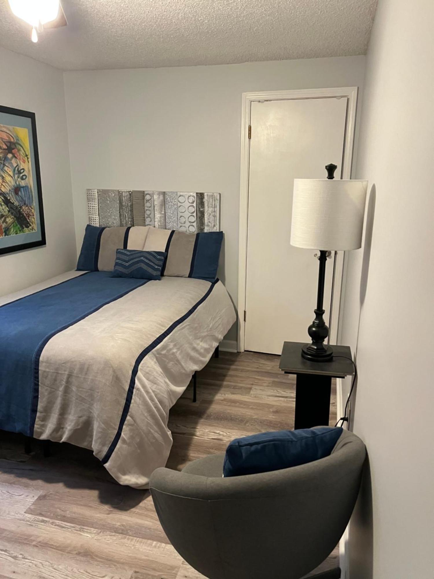 Jolly Accommodations & Suite-Sleeps 10 Мемфис Экстерьер фото